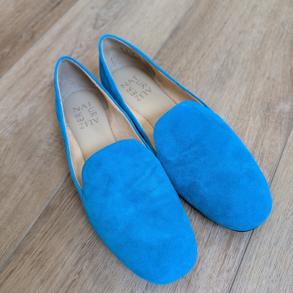 Naturalizer Blue Leather Women's Loafers - Picture 3 of 4